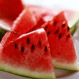 西瓜是含糖量很高的水果，容易转化为脂肪，不利于健康
